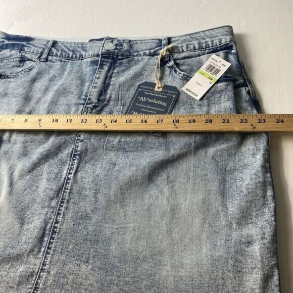 Democracy Plus Ab Solution  Frayed Hem Destructed Denim Mini Skirt Size 18W New - Picture 4 of 15